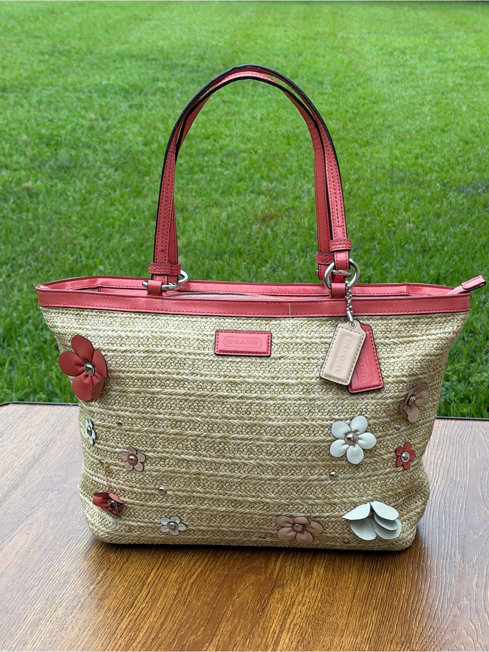 Coach Straw Floral Applique Tote Bag Pink Patent Leather Beach Shoulder F29861 - Picture 2 of 16